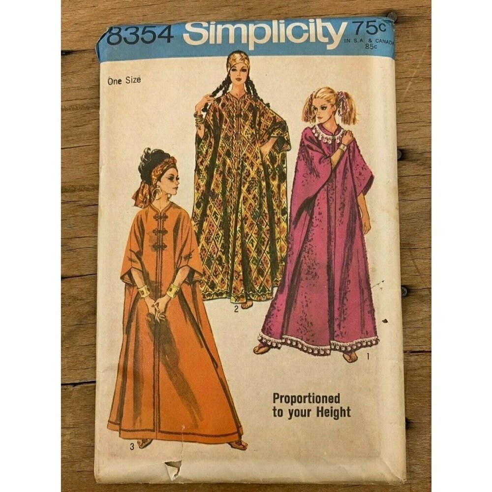 New VTG Simplicity Pattern 8354 Misses Caftan One Size 1969 Uncut Mumu